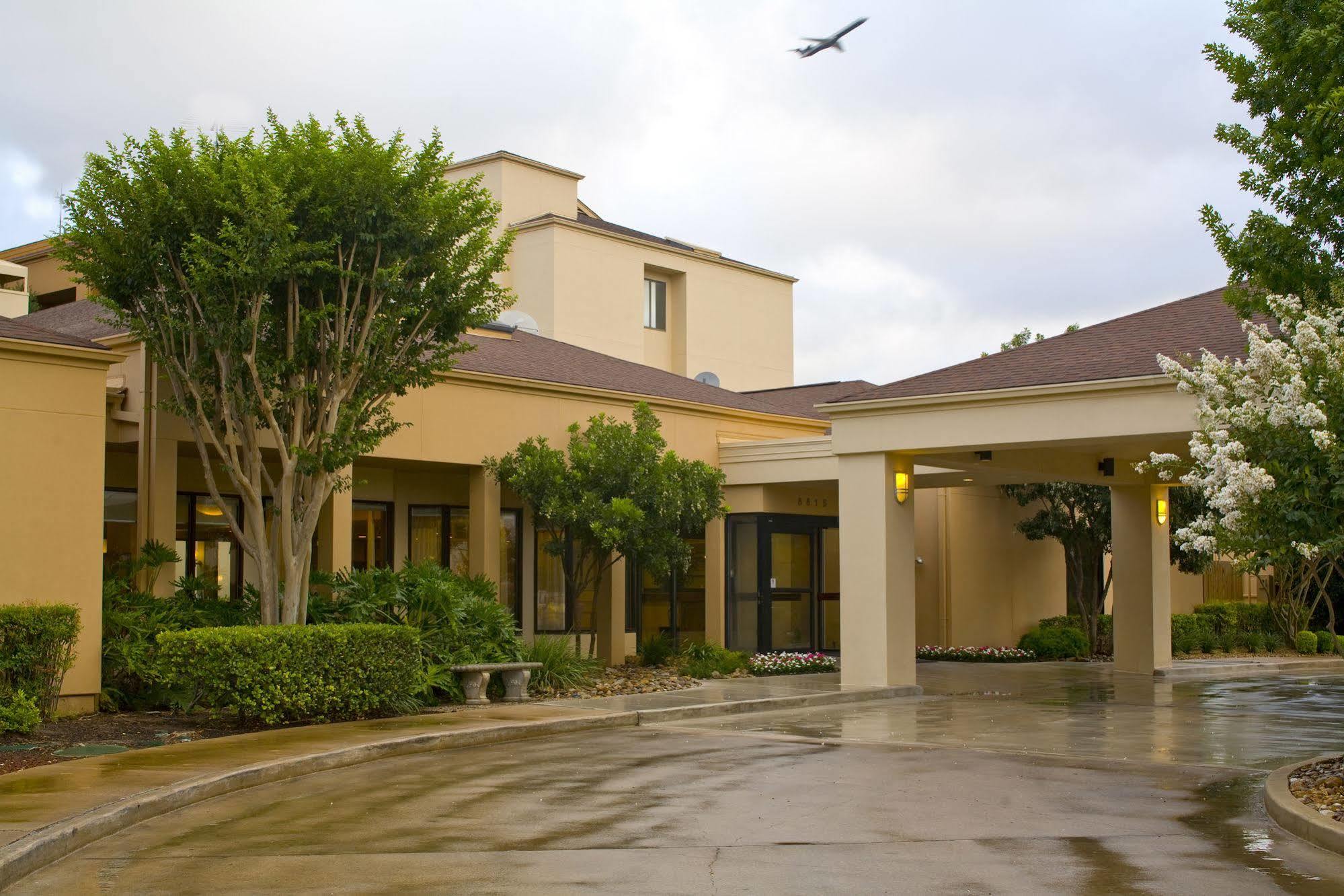 Hotel Courtyard By Marriott San Antonio Airport Exteriér fotografie